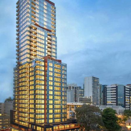 Top Floor Harbour View And Skytower View Apartment In Cbd Auckland Zewnętrze zdjęcie